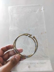 Gold And Silver Textured Adjustable Bangles