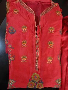 ♦️Graceful Red Floral Kurta Set♦️