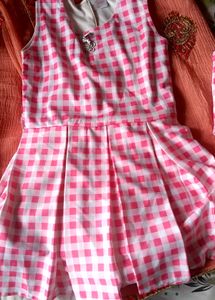 saree with Cute Gingham Dress