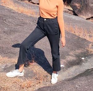 MOM FIT BLACK JEAND