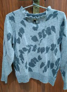 Gray Floral Knit Top