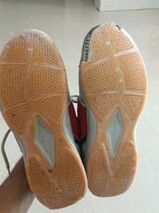 NIVIA BADMINTON SHOES