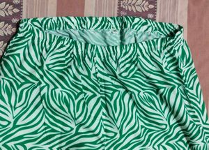 🆕✅BRAND NEW 2XL Green Printed Co-ord Set✅🆕