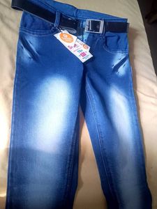 Stylish Blue Jeans with Belt