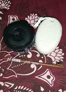 Makeup & Self-Care Bundle