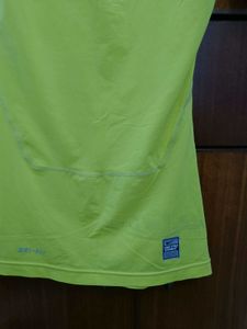 Nike Compression Tshirt