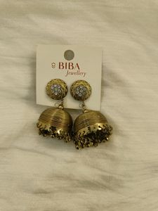 Golden Coloured Jhumka