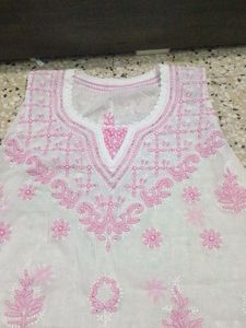 Pink &amp; White Embroidered Kurta