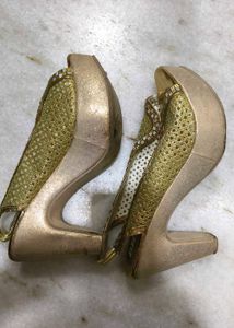 Bridal Heels 👠