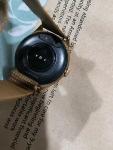 Elegant Gold smart Watch by fire-boltt