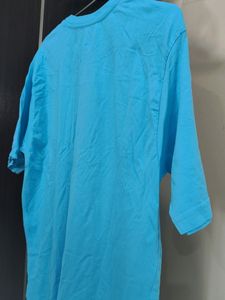 A Light Blue/Cyan Slim Fit TShirt Size L