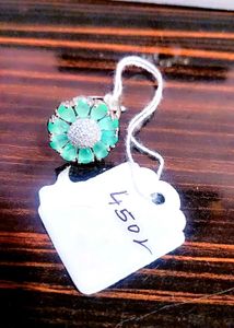 Emerald Flower Ring