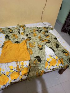 Floral Pants &amp; Yellow Top Set