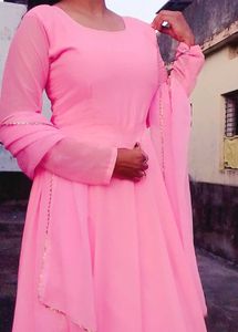 Elegant Pink Kurta Set