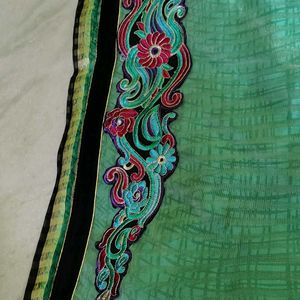 Elegant Saree Without Blouse