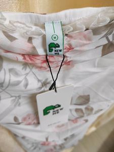 📍Price Drop📍NEWME ASIA WHITE FLORAL MAXI DRESS