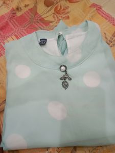 Ye Top White And Sky-blue Colour Me H