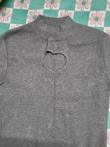 Elegant Grey Knit Sweater