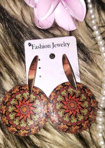 🎀 Fashionable earrings for any occasion 🎀