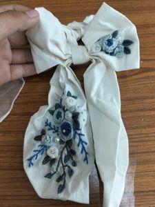 🌷2x Embroidered Hairband