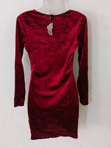 H&amp;M VELVET BODYCON DRESS