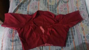 Elegant Maroon Saree