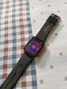 Ambrane Wise Glaze Smartwatch Amoled
