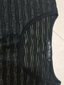 Sleek Black Sleeveless Top