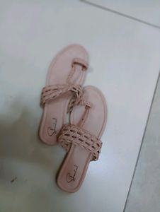Flat For Women