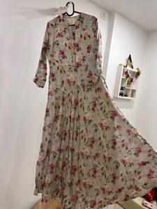 Floral Printed Gown - Size L