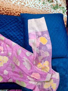 Pink Floral Banarasi Kurta With Bottom