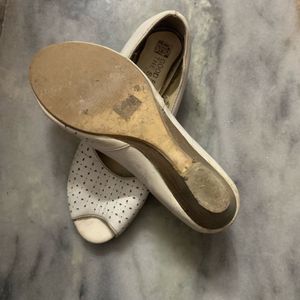 heel sandals for girls