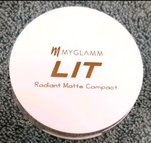 ❤️ SALE❗ GRAB MY GLAMM Matte COMPACT✅⭐NEW