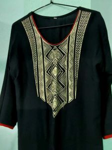 Elegant Embroidered Kurta
