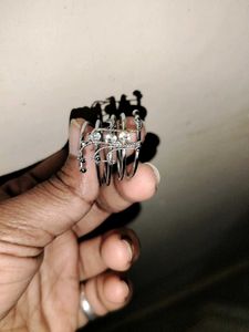 Sparkling Silver Ring