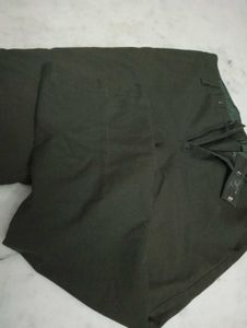 Olive Green Cropped Trousers