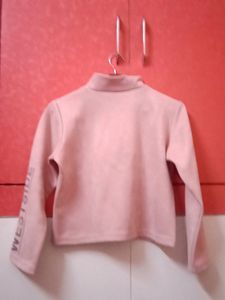 Cute Crop Top 🎀🥳