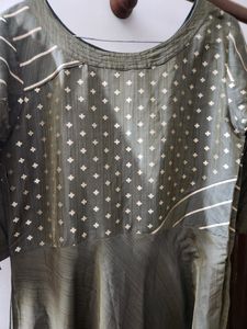Elegant Olive Green Kurta