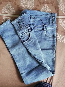 Beautiful Blue Denim Jeans ❤️