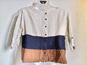 Size S/ M Cute Penguin Embroidered Top