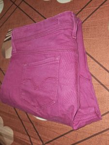 rose color Jeans
