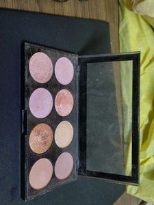 Revolution Blush Palette