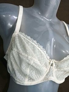 Lace Bra -🖤 Comfortable and Stylish