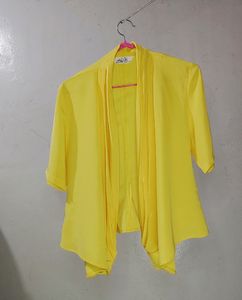 PRICE DROP 🔴Women&#39;s Yellow Top/Blouse