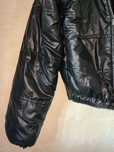 Cropped bomber jacket