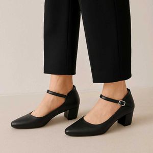 EXPORT QUALITY Black Leather Mary Jane Heel