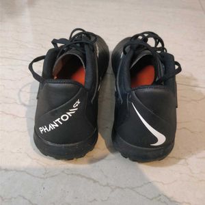 Nike Phantom Black Football Turf Boots UK 6