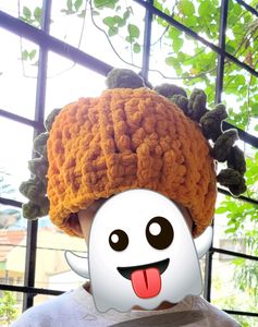 Crochet Cap For Kid And Pillow