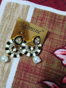 Earings