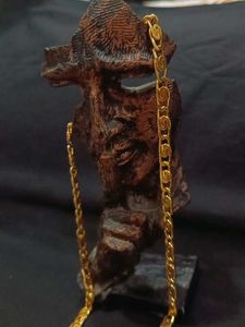 Stunning Imitation Gold Chain for Fashionistas.